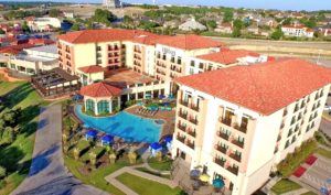 Hotel Exterior with Pool